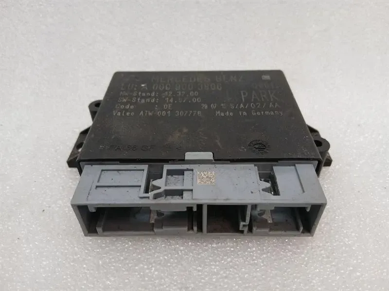 Mercedes C Class W205 Electronic Module A0009003806 PDC Control Unit Parking Aid