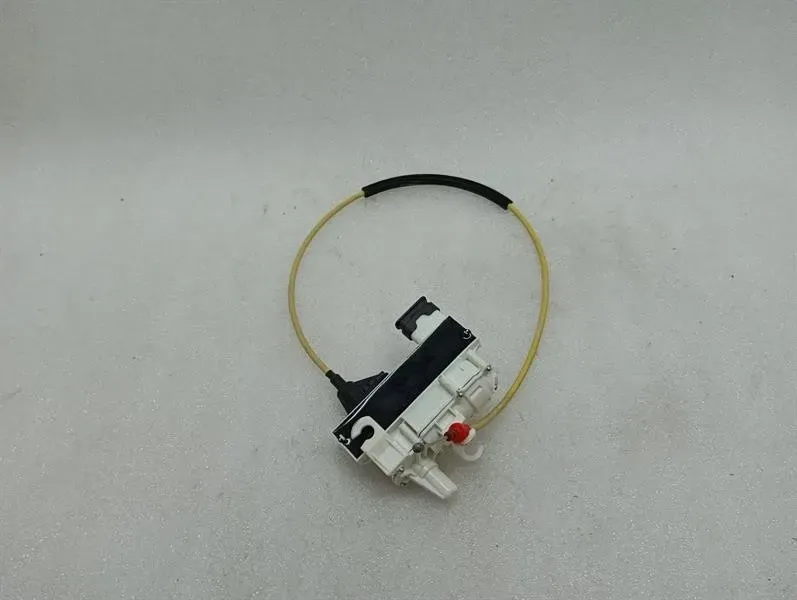 BMW G16 M8 Gran Coupe Door Lock 5a36eb5 Soft Close Engine Door Lock