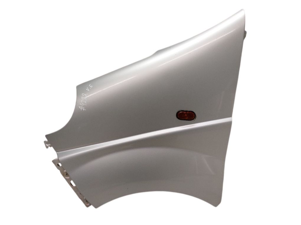 93188420 Fender Front Left OPEL VIVARO A (2001-2014)