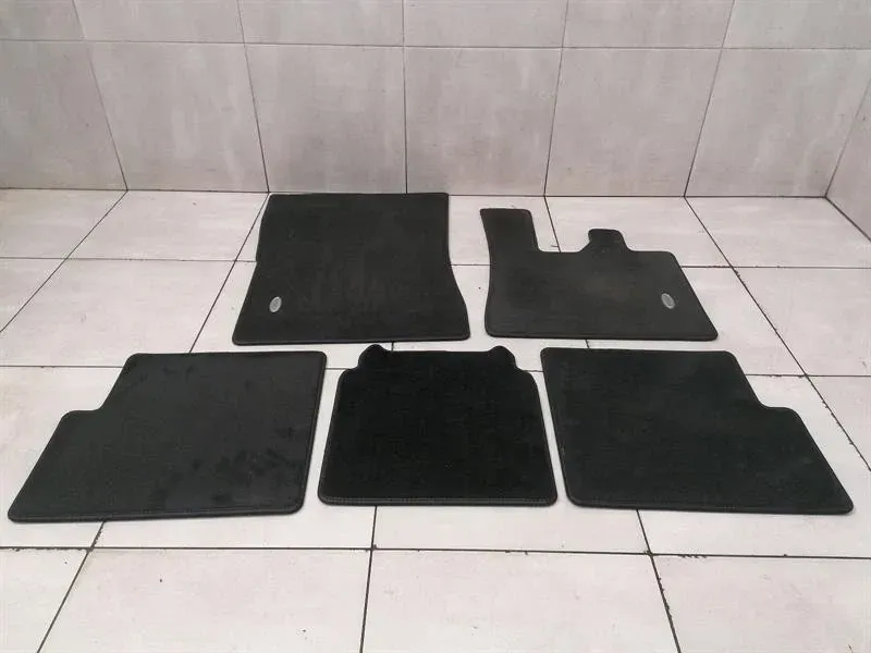 Mercedes G-Wagen W463 floor mats set Designo A2046801948 floor mats set RHD