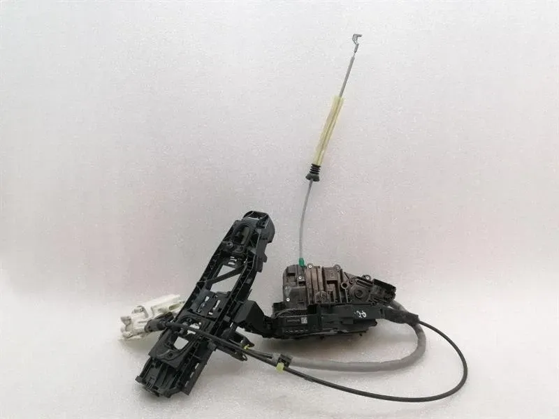 Mercedes S-Class W222 rear right door lock A0997308200 door lock soft close