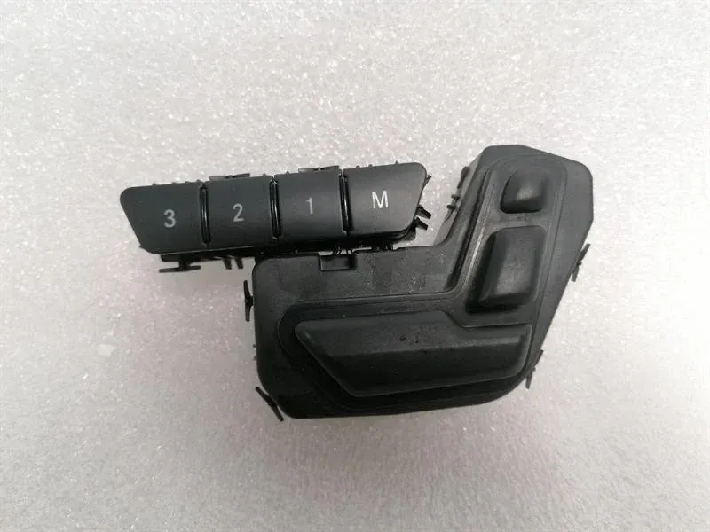 Mercedes C Class W204 Switch Right Seat RHD A2048702179 Seat Switch
