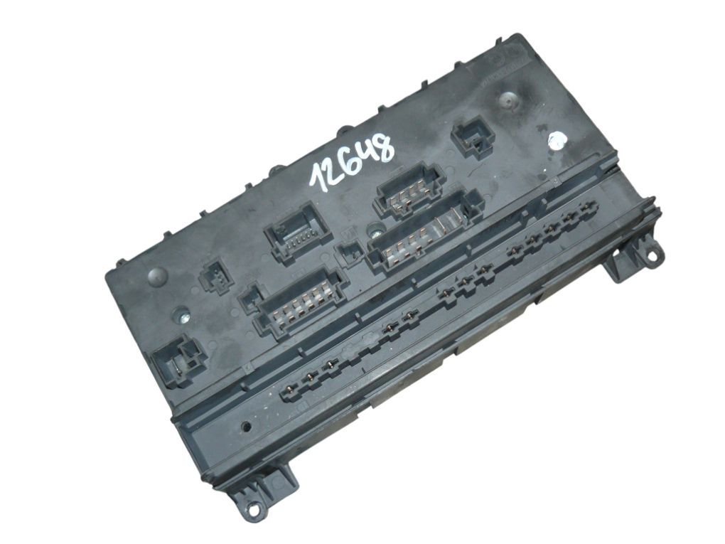 A6395450401 Fuse box MERCEDES-BENZ VITO / VIANO (W639) (2003-2014)