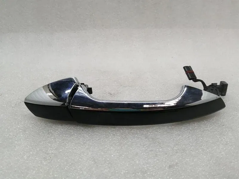 Mercedes S-Class W221 Rear Right Door Handle A2217600670 Door Handle Keyless Go