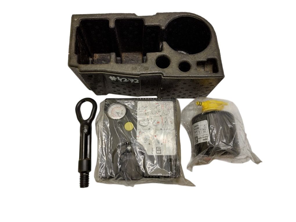 71106852479 71106850380 71106850379 72157953893 Tool Kit MERCEDES-BENZ C-CLASS (W204) (2007-2013)