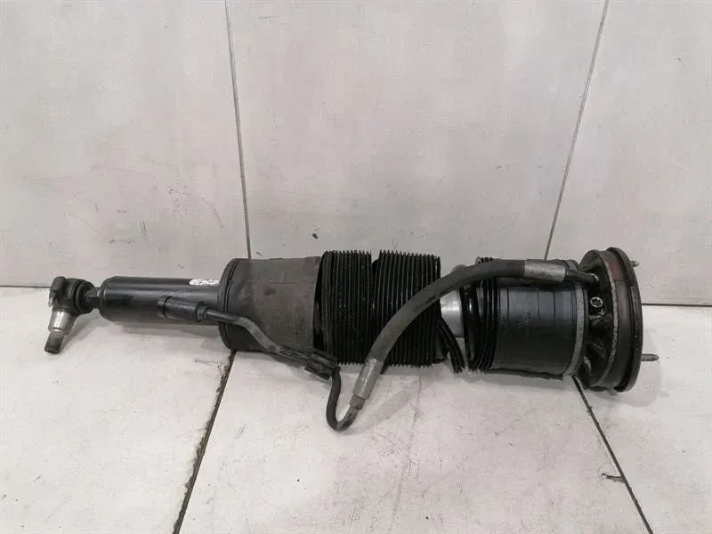 Mercedes S-Class W221 Shock Absorber Front Left A2213208313 Front Shock Absorber
