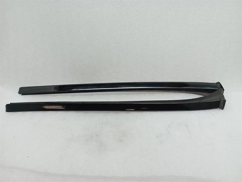 Mercedes C Class W204 Body Moulding Set A2046906862 Strip Set