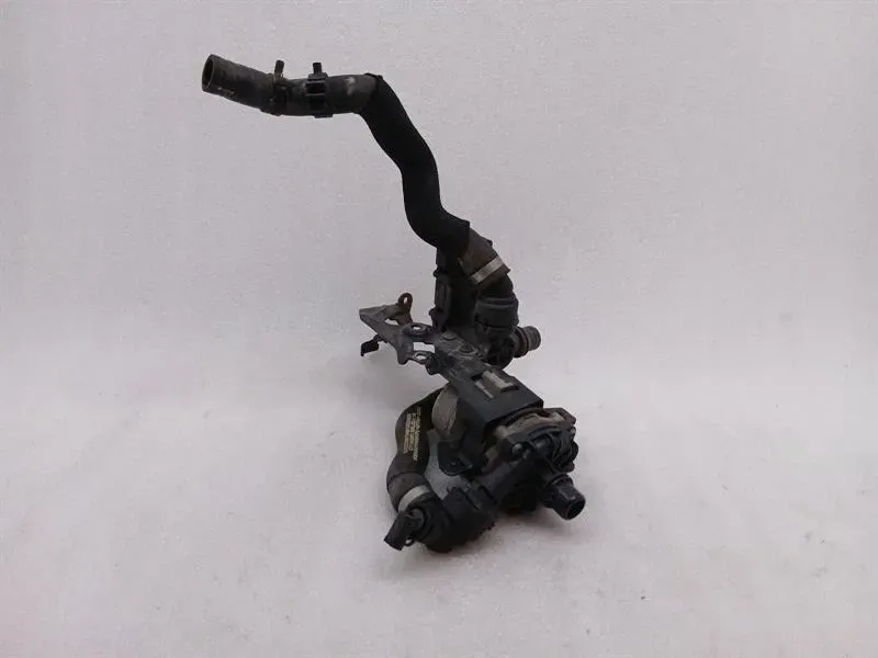 Mercedes CL W217 additional cooling pump A0005001986 coolant pump A0005003040