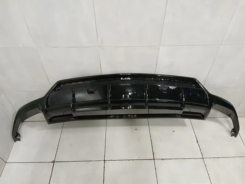 Lamborghini Urus 4M Rear Bumper Diffuser 4ML807539 Rear Bumper Diffuser