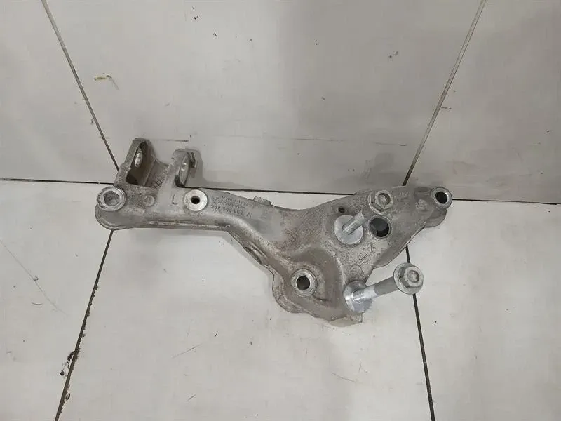 Porsche 911 992 subframe rear left 992505063A axle frame rear axle left