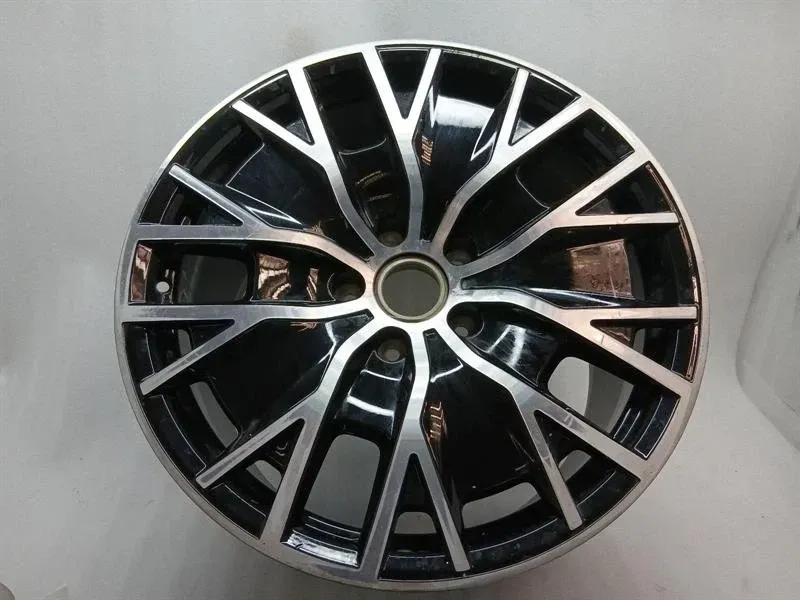 Porsche Taycan 9J Alloy Wheel 9J1601025AH Alloy Wheel 11Jx20 H2 ET60