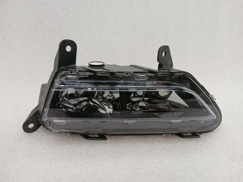 Porsche Macan 95B DRL daytime running light 95B941699C left daytime running light