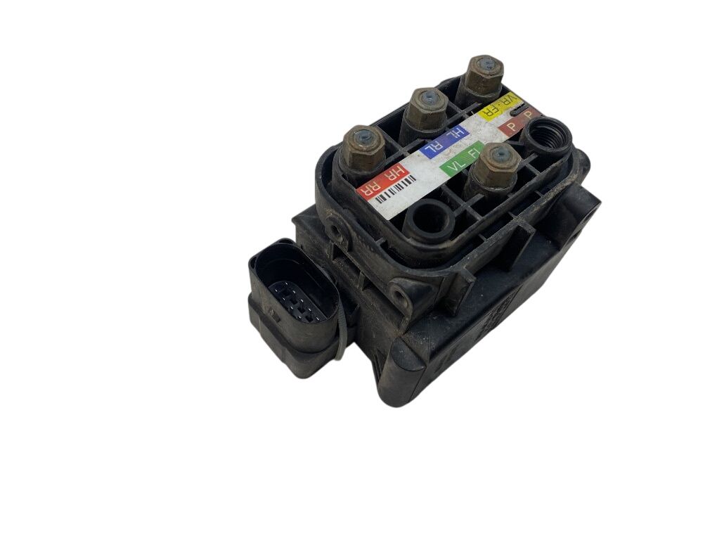 A0993200058 Air suspension valve block MERCEDES-BENZ S-CLASS (W222, X222) (2013-2020)