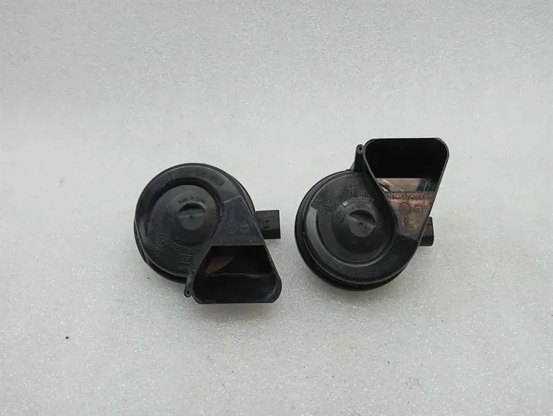 Lamborghini Huracan Performante Horn Set 4L0951221A Horn Fanfare Set