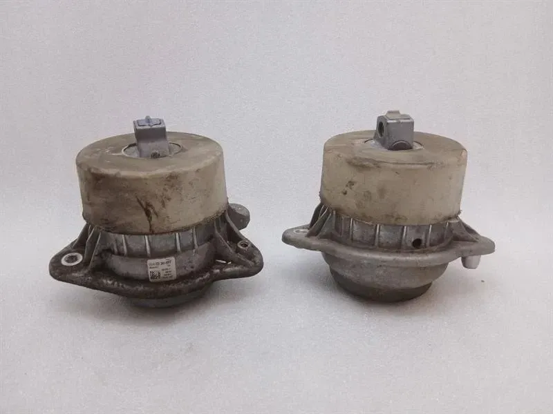 Mercedes CL W217 Engine Mount Set A2222404117 Engine Mount A2222404217 Set