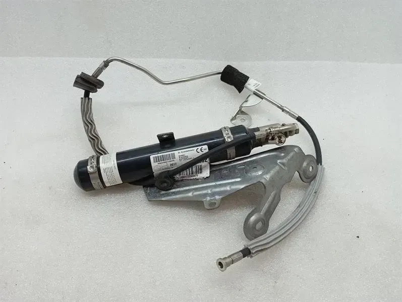 Mercedes C Class W205 Pressure Vessel A2058604700 Inflator