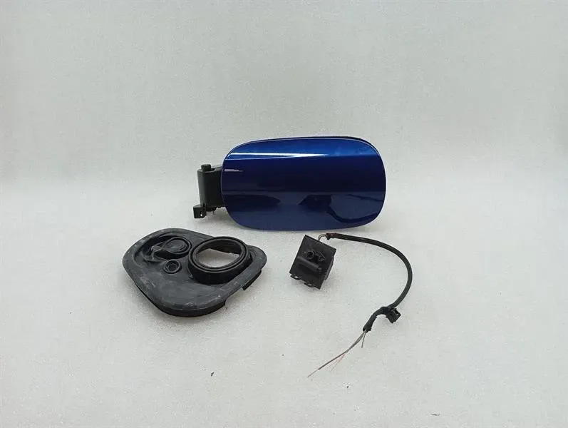 Mercedes C Class W205 Fuel Filler Cap A2056302204 Fuel Cap Fuel Flap