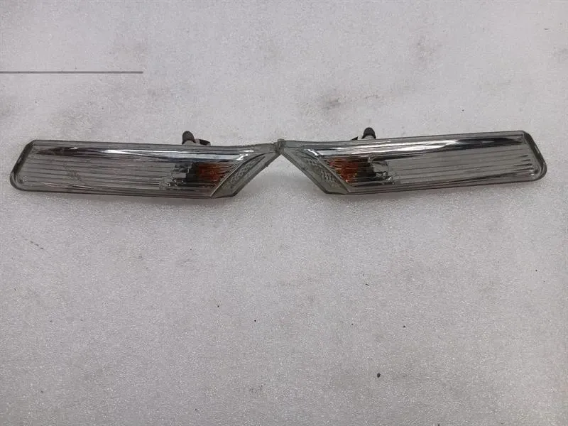 Porsche 911 997 Indicator Set 99763103301 Side Indicator Set