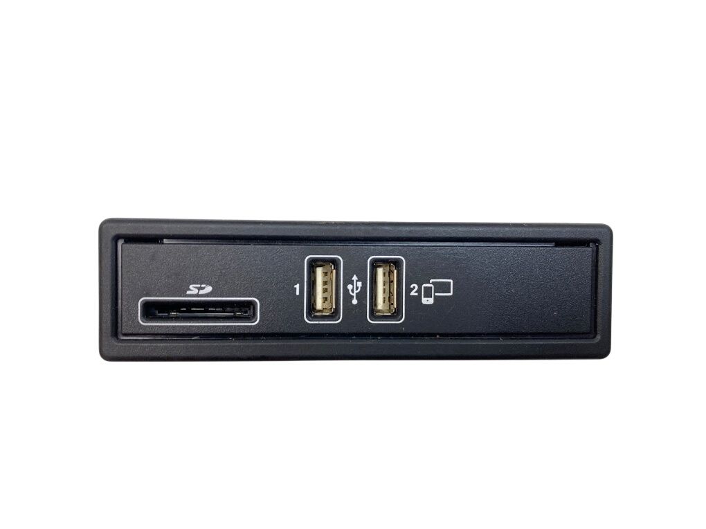 A2138200400 Audio input / USB socket MERCEDES-BENZ C-CLASS (W205) (2013-2021)