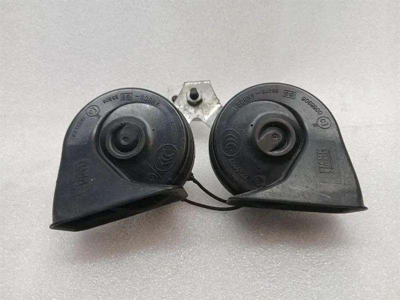 Aston Martin DB9 COUPE Horn 4G43-37-10262 Horn Fanfare