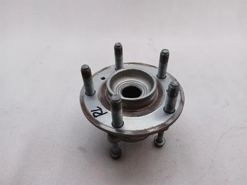 Aston Martin Vanquish AM310 Left Rear Bearing Hub AD43-2B663-AA Rear Bearing Hub