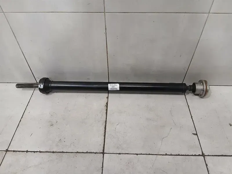 Audi R8 4S AWD Propshaft 086311101H Propshaft