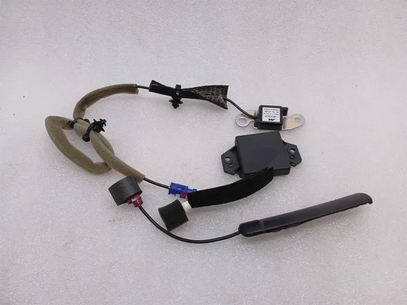 McLaren 600LT Spider Aerial / Antenna 11M0438CP Antenna
