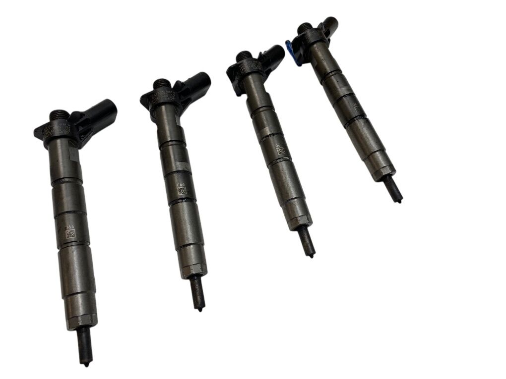 0445117048 0445117047 Fuel injector set MERCEDES-BENZ C-CLASS (W205) (2013-2021)
