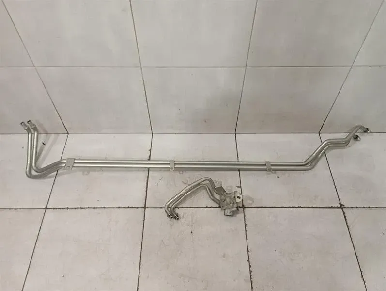 Aston Martin Vanquish AM310 Gearbox Pipes FD33-321363-AA Transmission Oil Line