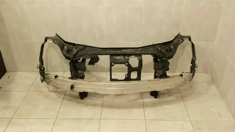 Mercedes CLS W219 Front End Clip A2196202034 Lock Carrier Front Mask