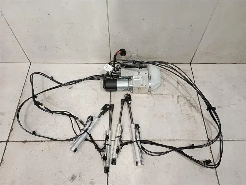 Porsche 911 992 Convertible Hydraulic Pump 992871601A Convertible Top Soft Top Pump