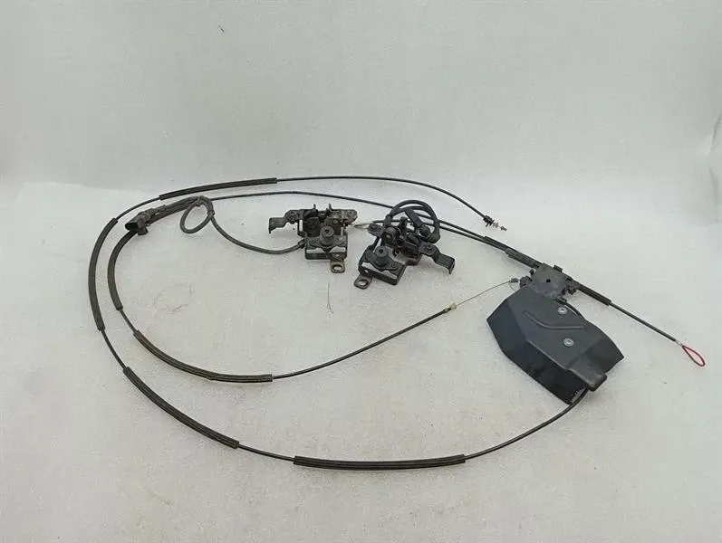 Audi R8 4S Performance Boot Lock 4S8813453D Tailgate Lock