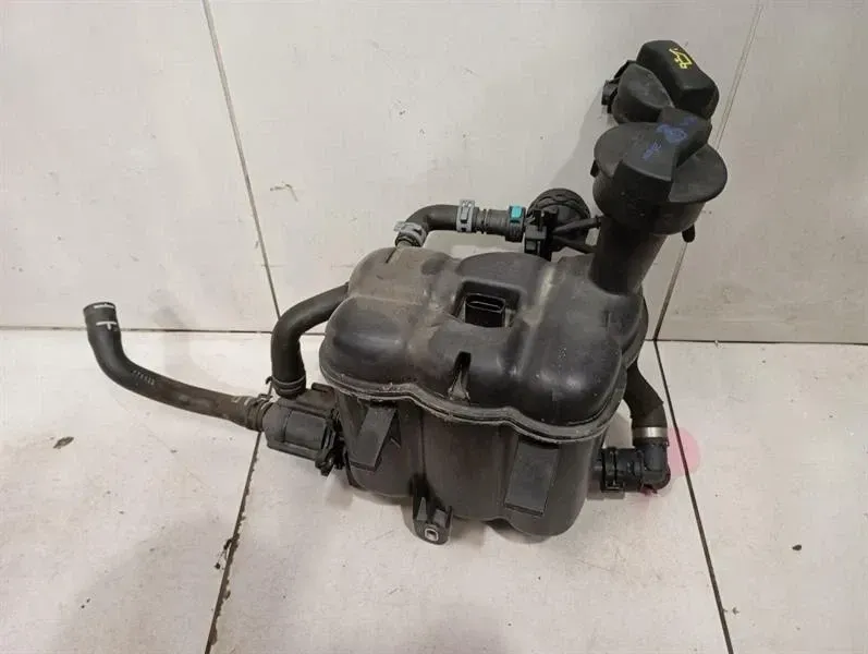 Porsche 911 992 expansion tank 992121407A expansion tank cooling water