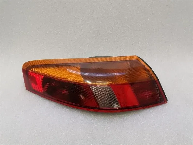 Porsche 911 996 left rear light 99663148600 tail light rear left
