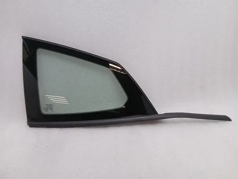 Lamborghini Huracan LP640 Left Rear 1/4 Glass 4T8845299D Door Window 1/4 Rear LH