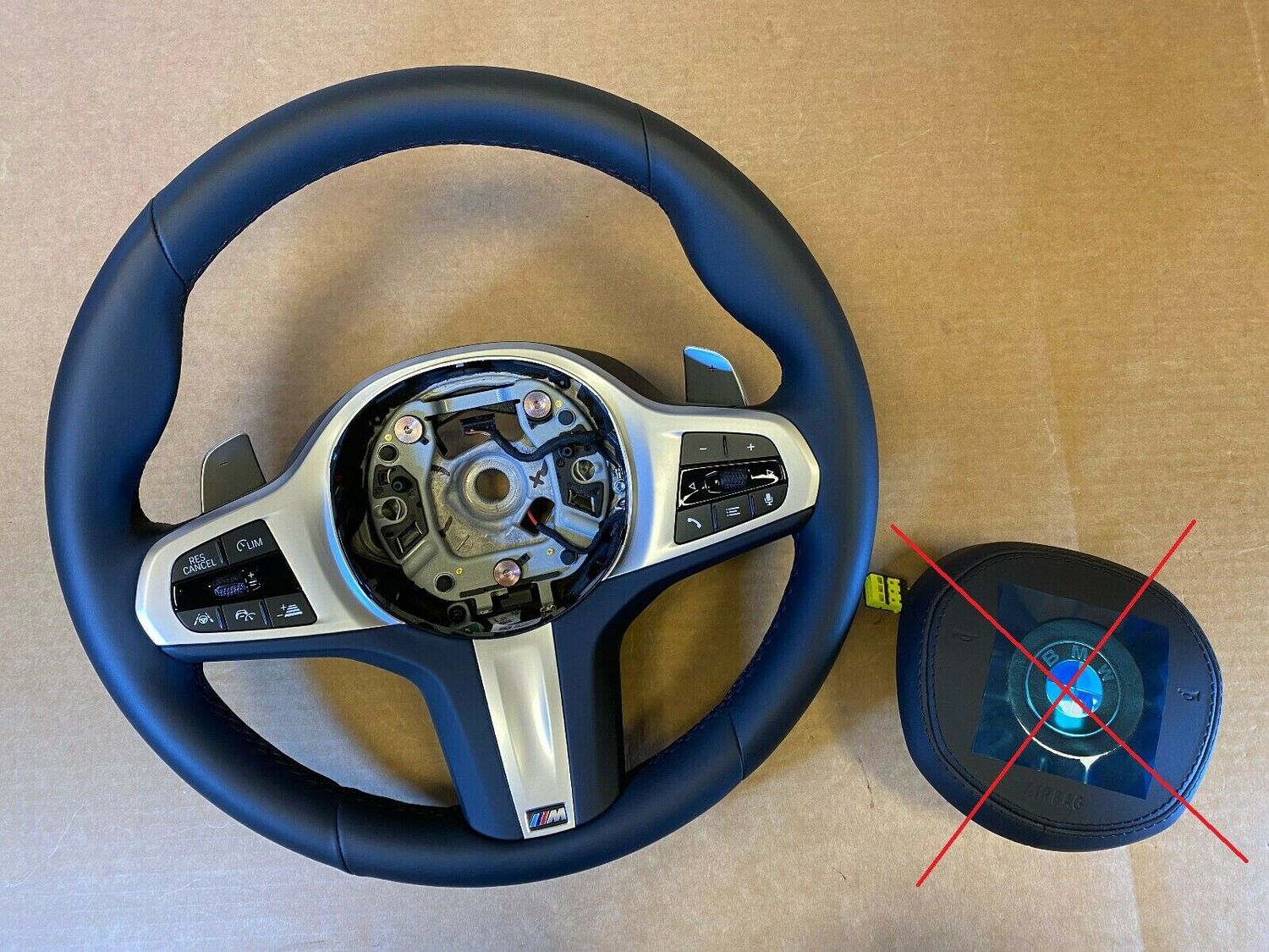 BMW 5 G30 G31 G38 6 G32 X3 G01 G08 X4 G02 OEM USA M Steering Wheel VIBRO ASSIST+