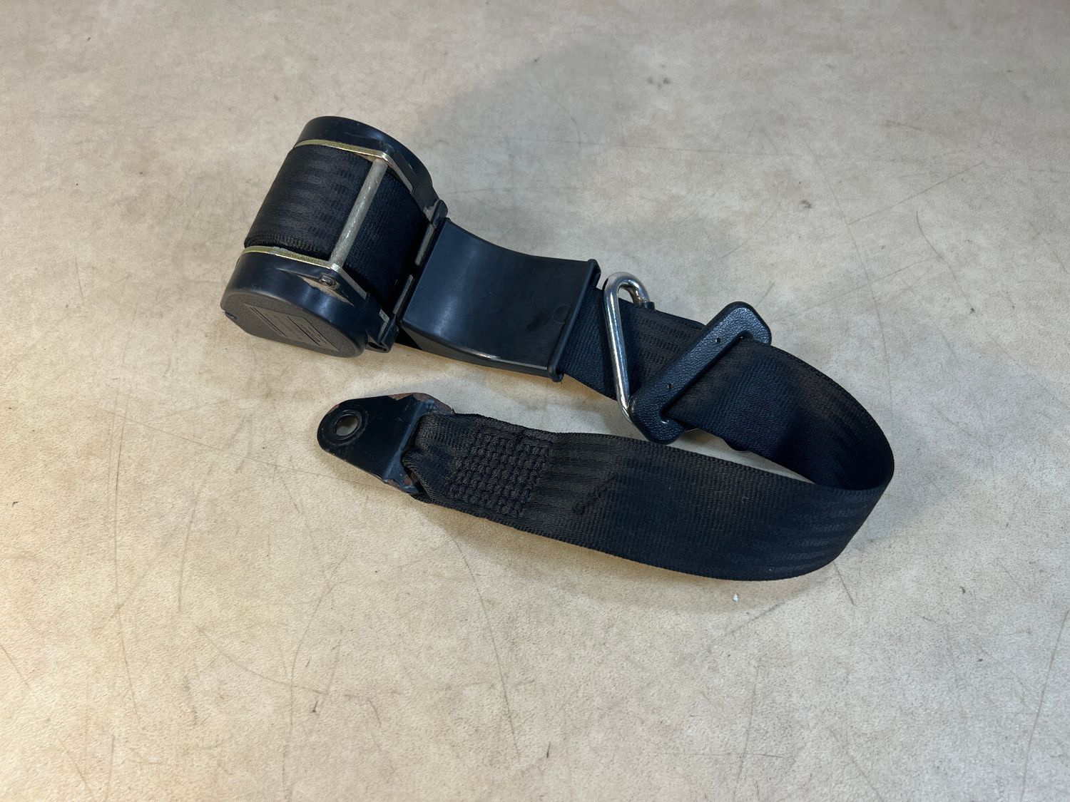 Genuine BMW 7 Series E23 REAR Right or Left SEAT SAFETY BELT 72111852902