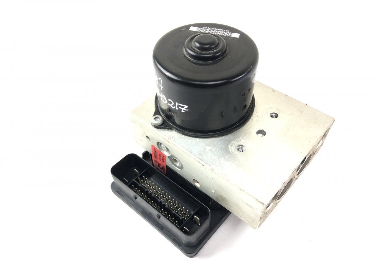 10092515843 10020404984 10.0925-1584.3 10.0204-0498.4 ABS hydraulic unit / pump MERCEDES-BENZ SLK (R171) (2004-2011)