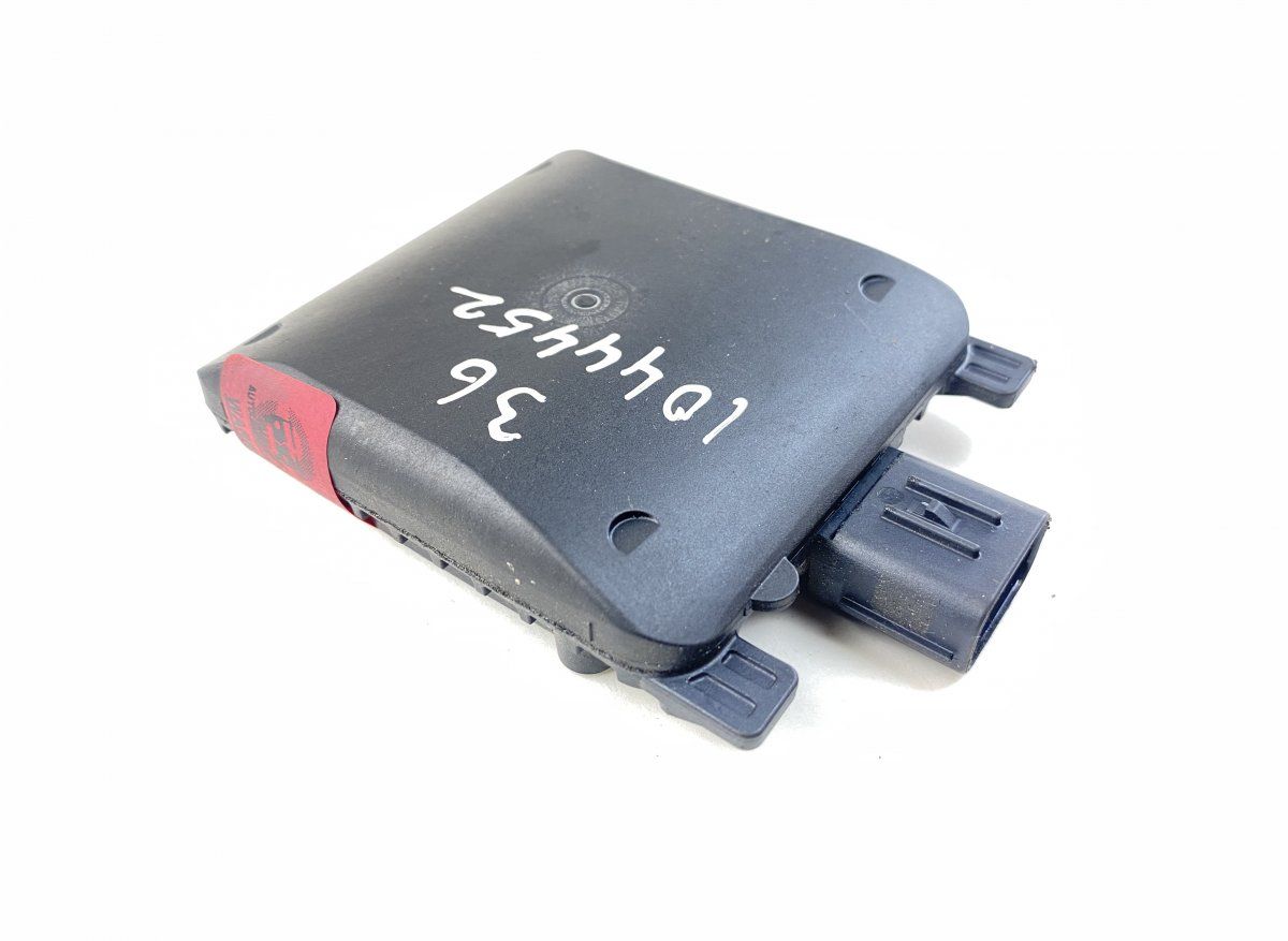 32340780 BLIND SPOT radar  sensor VOLVO XC40 (536) (10.17-)