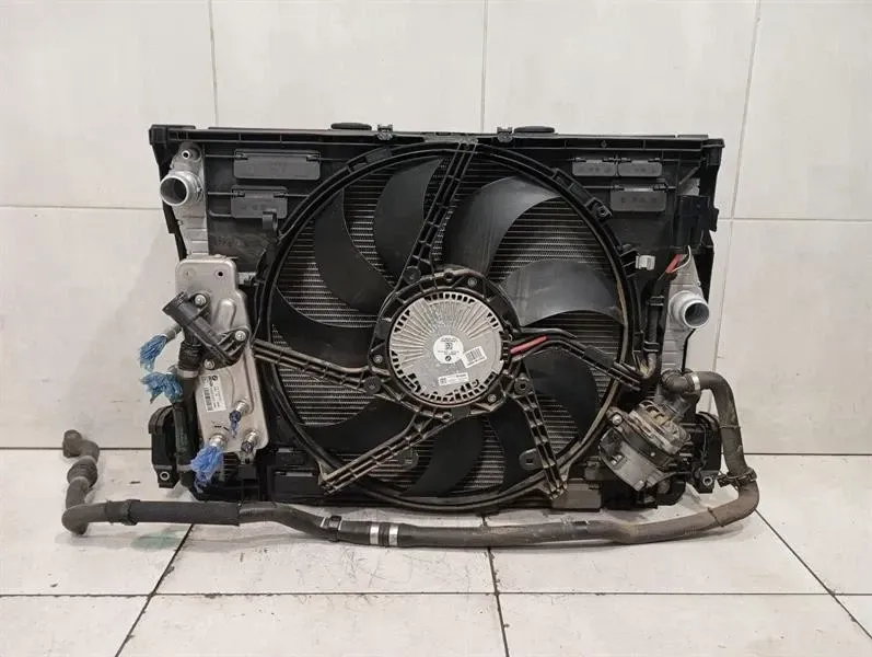 Rolls Royce Wraith RR5 COUPE Radiator Pack 17117601909 Radiator Pack -