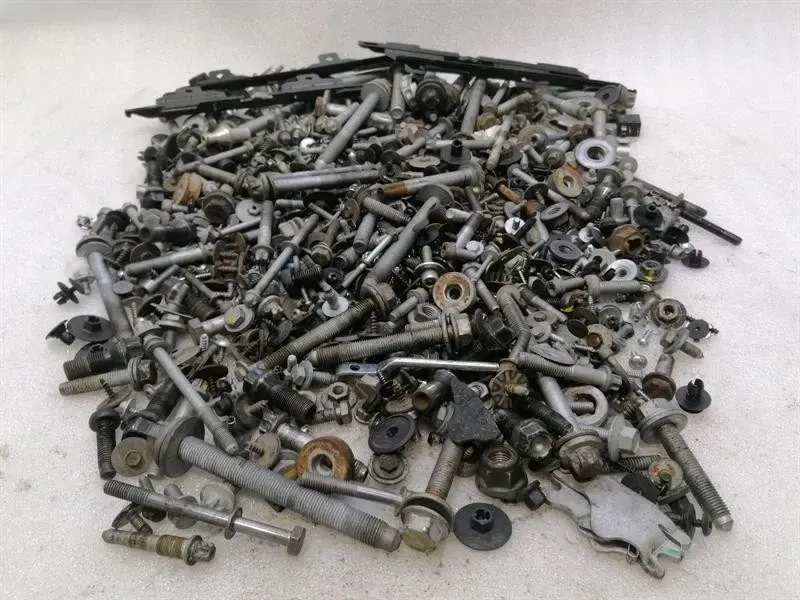Rolls Royce Ghost Series II 2 Screws Bolts from One Car Set Screws-