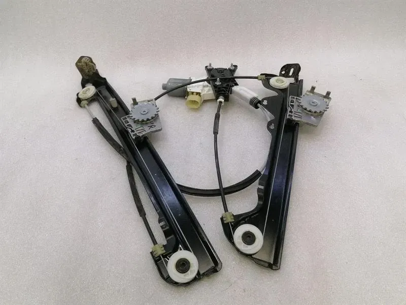 Rolls Royce Wraith RR5 FRH Door Winder 51337312392 Window Regulator Front Right-