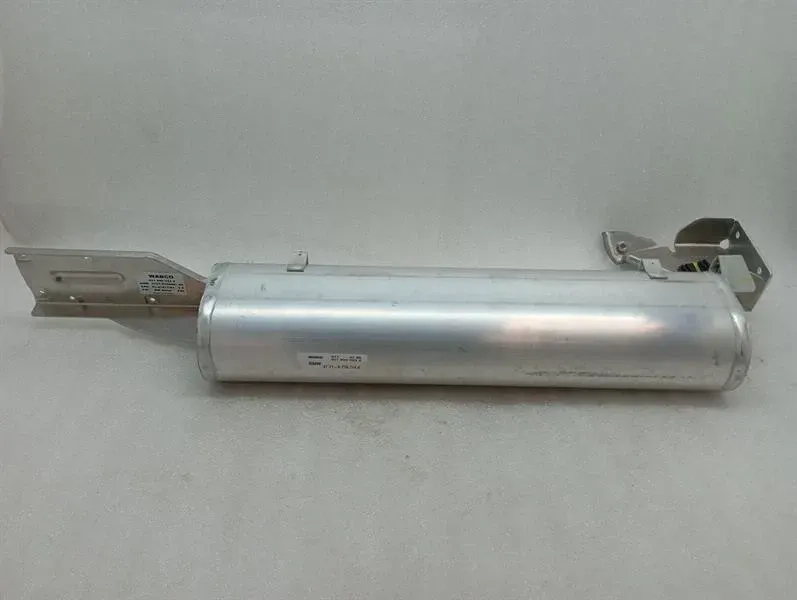 ROLLS ROYCE PHANTOM MK7 VII 7 AIR SUSPENSION RESERVOIR 37216779714 CONTAINER -
