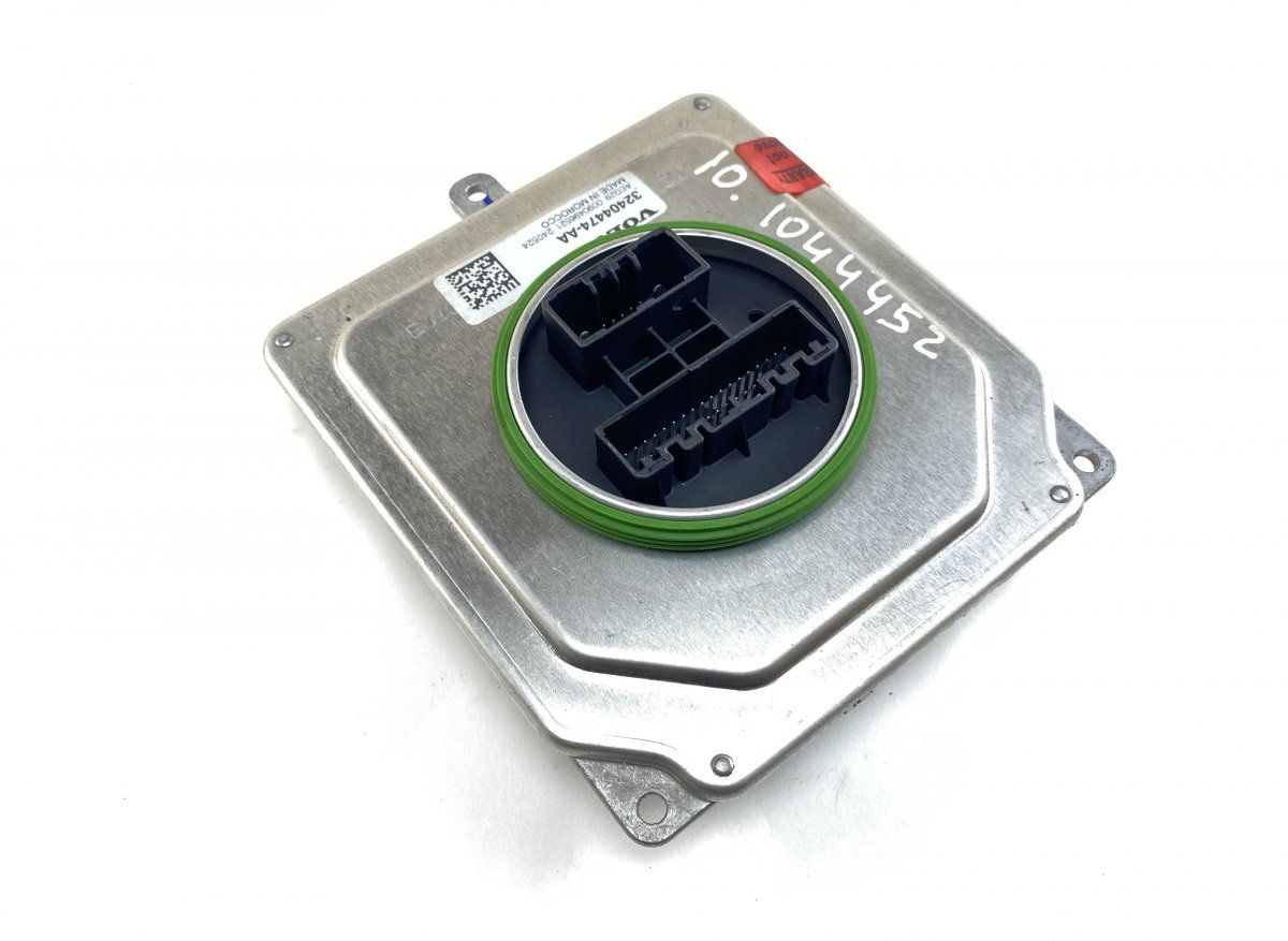 32404474 Xenon control unit right VOLVO XC40 (536) (10.17-)