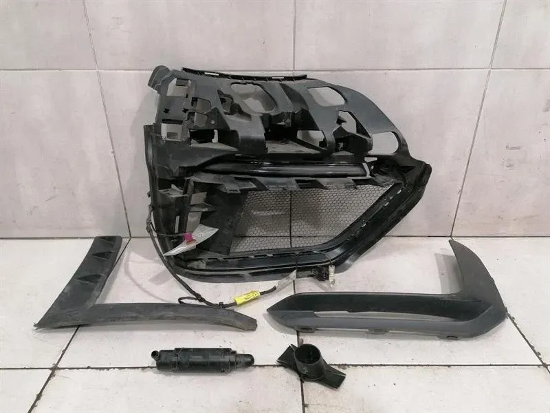 Porsche Cayman 718 GT4 Right Front Foglamp 982953352A Fog Light Right-