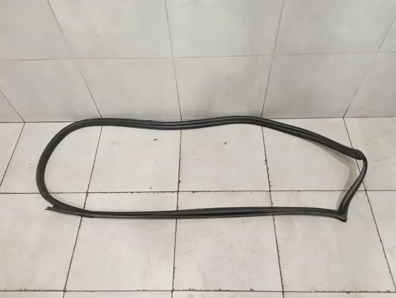 Porsche Cayman 981 GT4 Door Seal 98153707602 Right Door Seals -