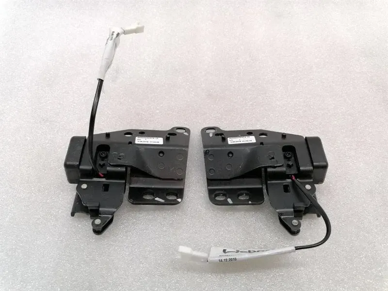 McLaren 570S Spider 9224644A ROOF LOCK -
