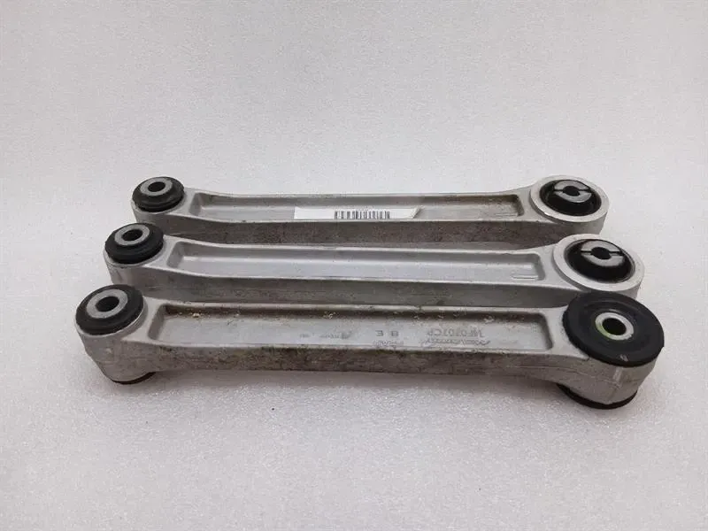 McLaren 600LT Spider Engine mount 14F0706CP engine mount-