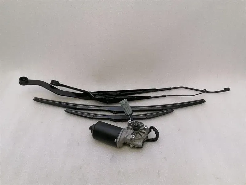 Ferrari GTC4 Lusso T 3.9 V8 F151M Front Wiper Linkage 84198200 RHD UK JPN AU -