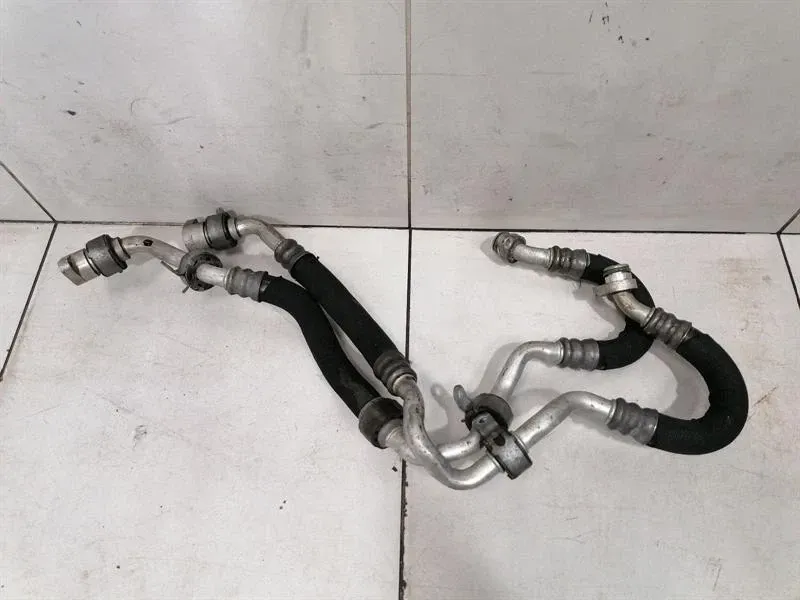 MERCEDES GT C190 GTS S COUPE Oil Cooling Pipe A1902701700 Hose-